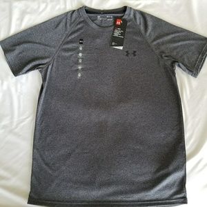 UNDER ARMOUR loose fit Heartgear short sleeve top